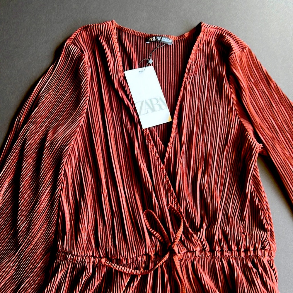 Zara Pleated Blouse - Picture 4 of 10